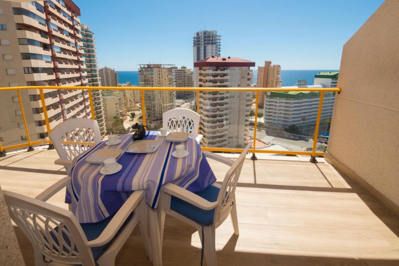Apartamentos Ambar Beach Кальпе Экстерьер фото